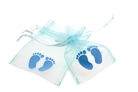 Organza zakjes licht blauw met babyvoetjes 